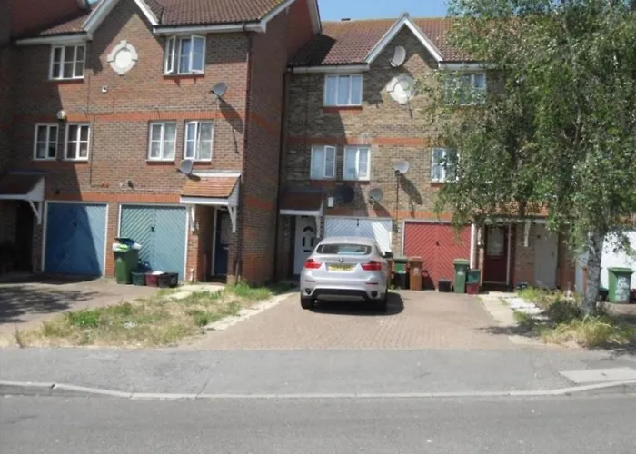 Classic Studio Lytham Up London